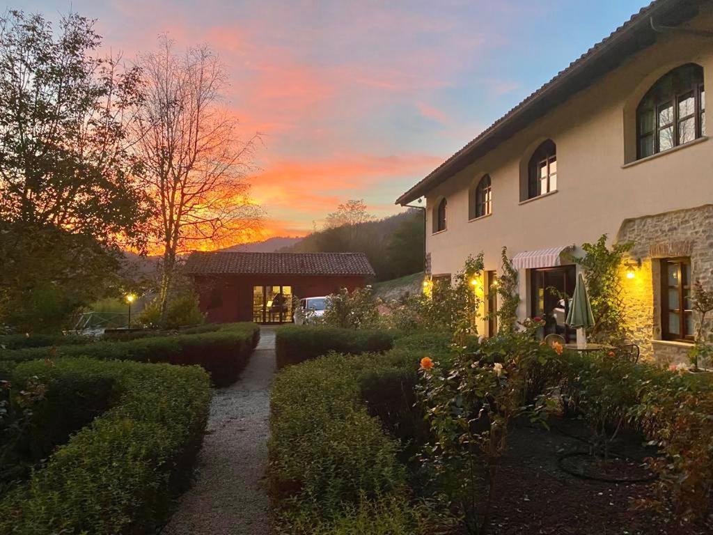 Le Stanze Della Musica Hotel Borgomale Luaran gambar
