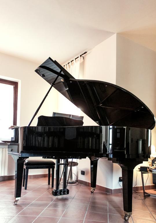 Le Stanze Della Musica Hotel Borgomale Luaran gambar